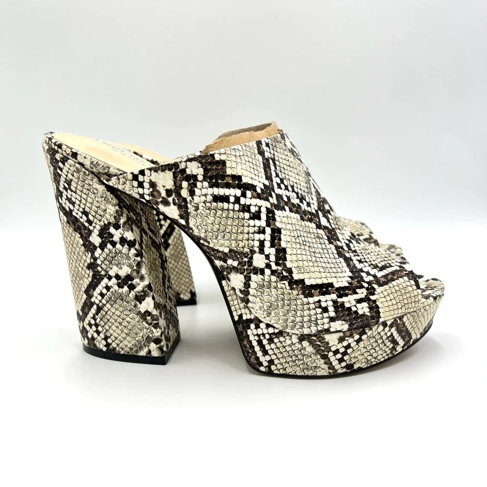 Kenneth Cole Womens Size 10 Black White Cream Snakeskin Platforms Mules‎ Shoes